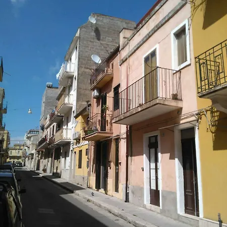 Rosa Sicily * Ragusa